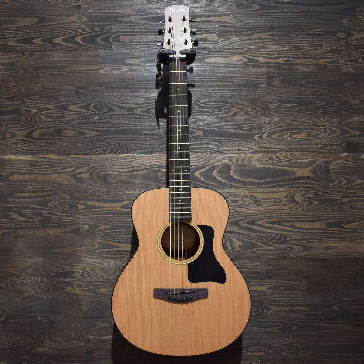 Adam Black O-2E Spruce Travel Electro-Acoustic Guitar w/ Gig Bag