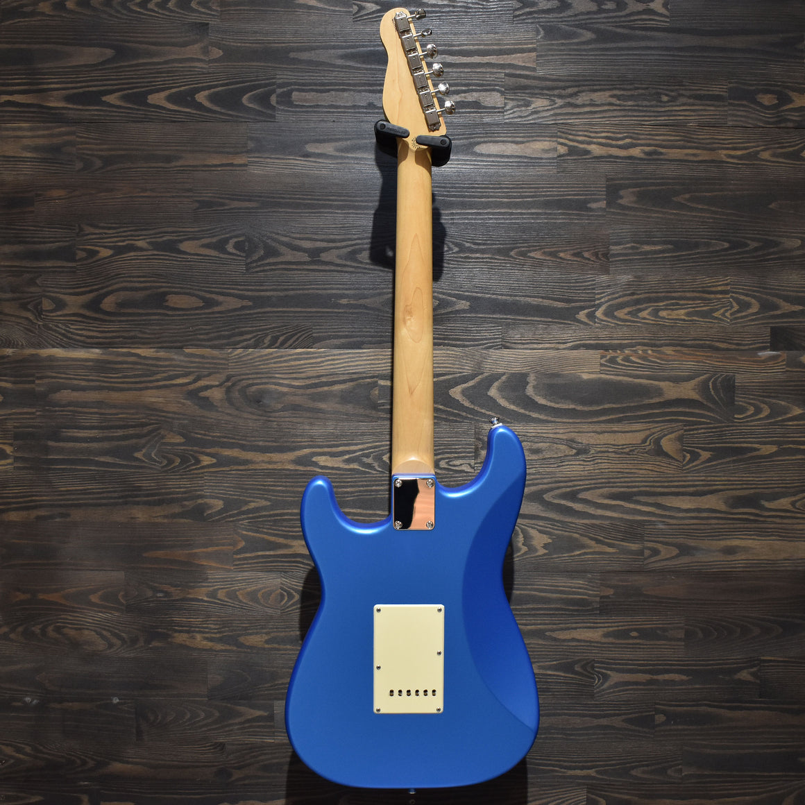 Caydence Discovery Scorpio Crystal Lake Blue Satin