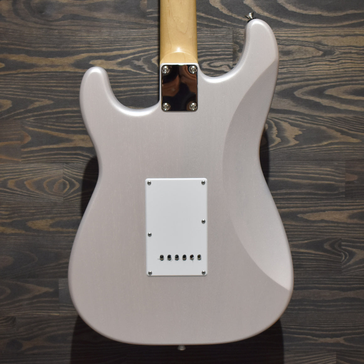 Caydence Venture Scorpio Phantom White