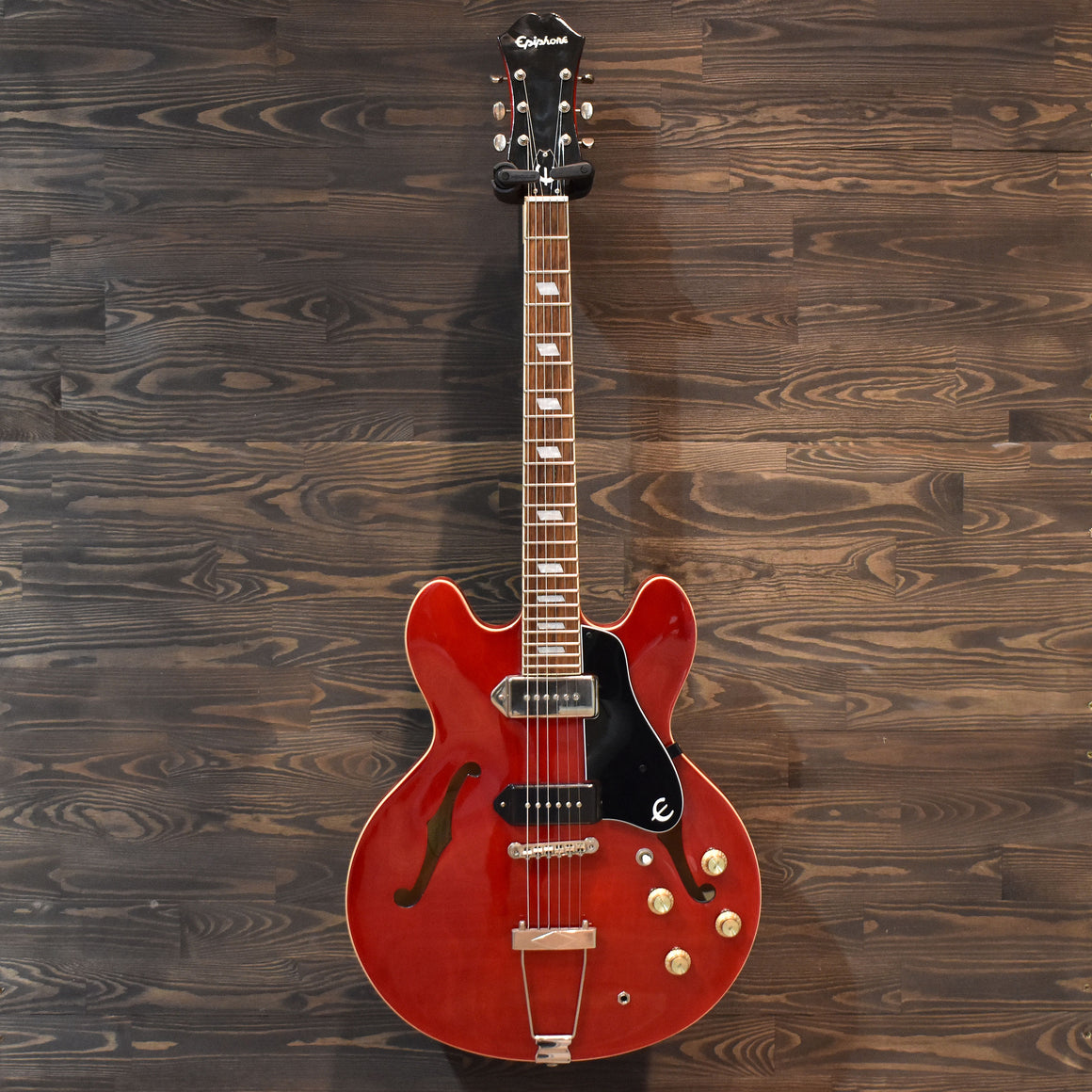 Epiphone Casino Cherry Red Electric Guitar (Pre-Owned)
