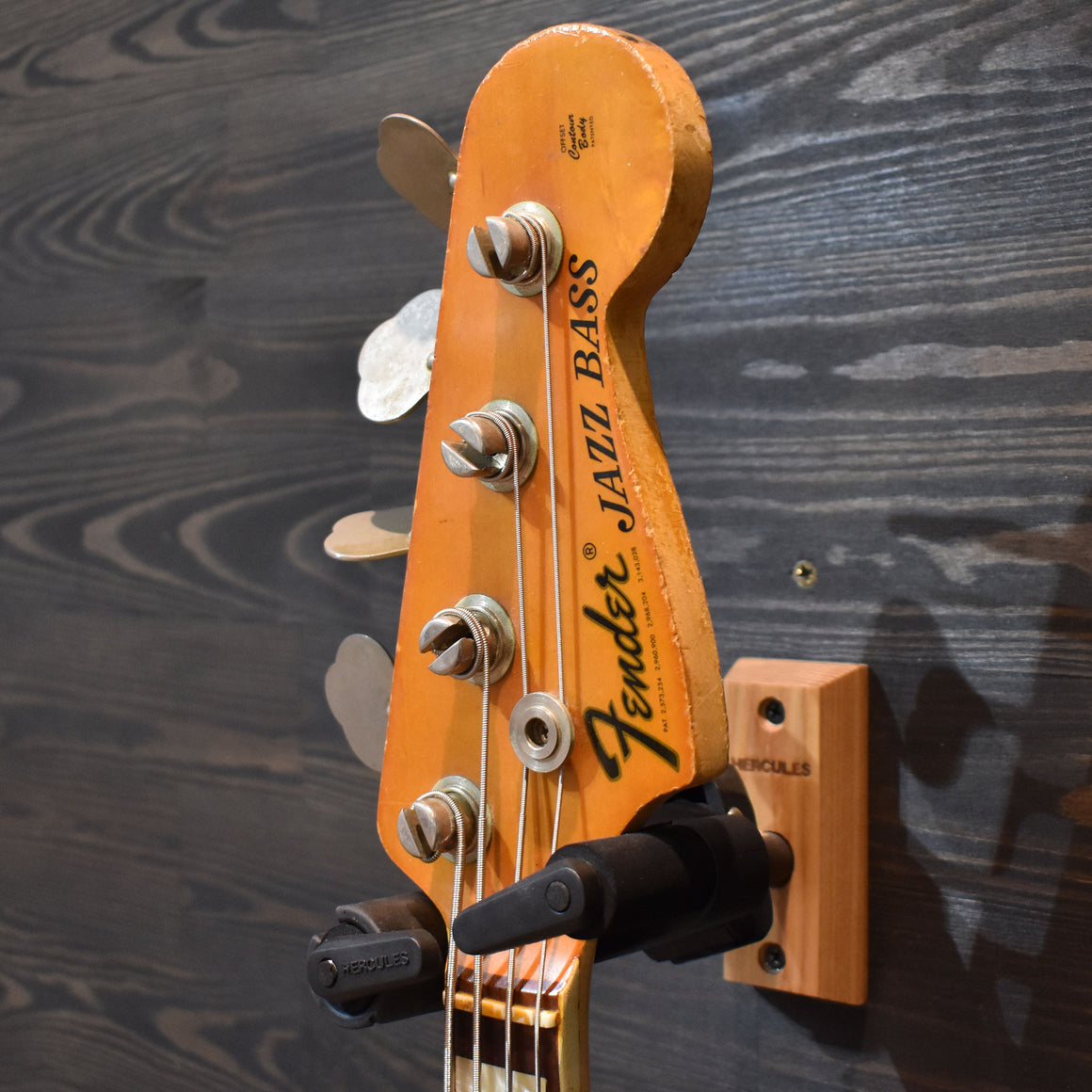 Fender Vintage 1972 Jazz Bass 3 Tone Sunburst w/Hard Case (Pre-Owned)