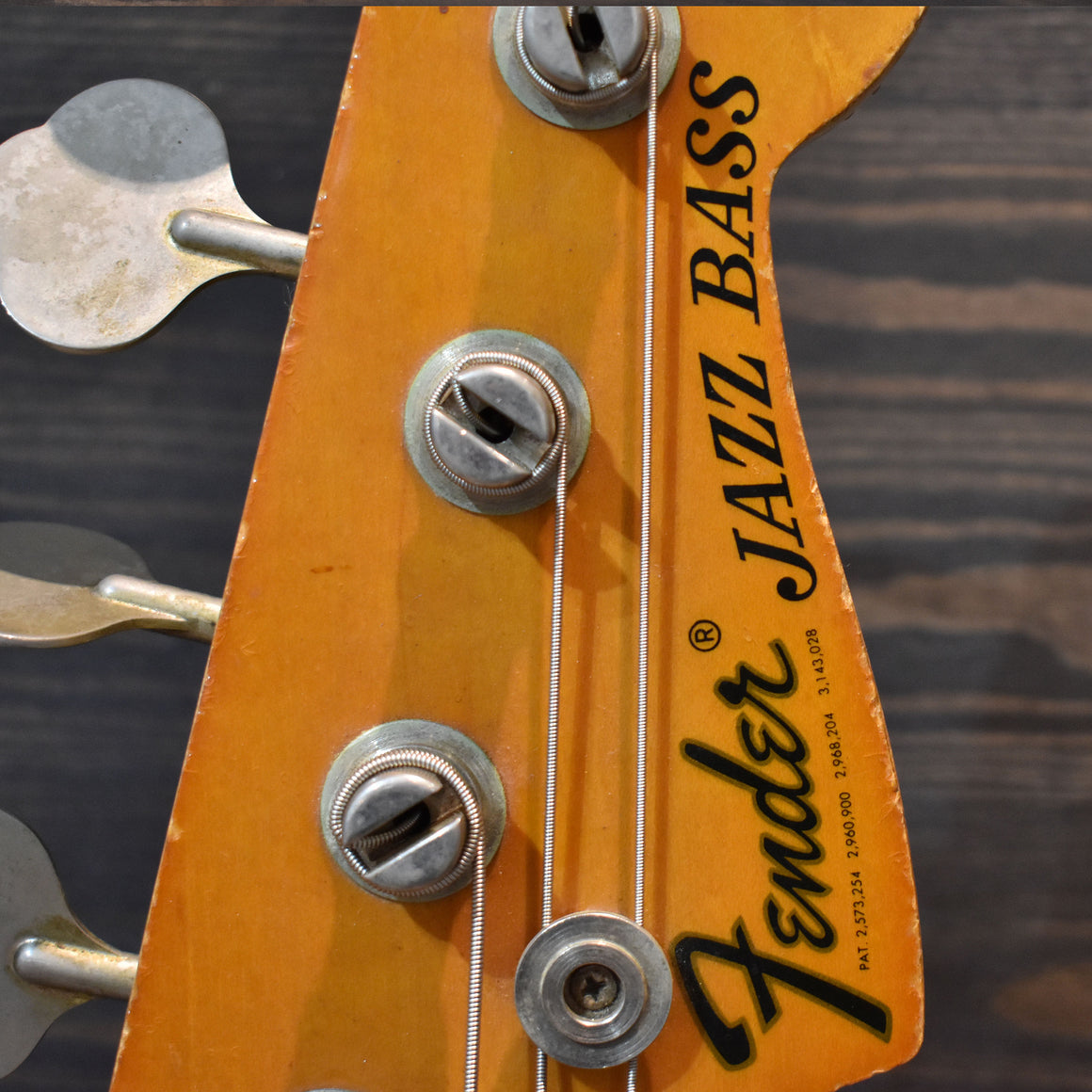 Fender Vintage 1972 Jazz Bass 3 Tone Sunburst w/Hard Case (Pre-Owned)