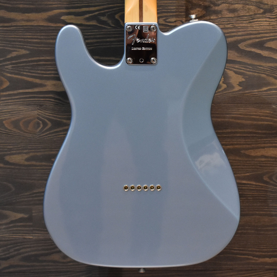 Fender American Standard Telecaster Limited Edition Ice Blue Metallic w/ Hard Case (Pre-Owned New Old Stock)