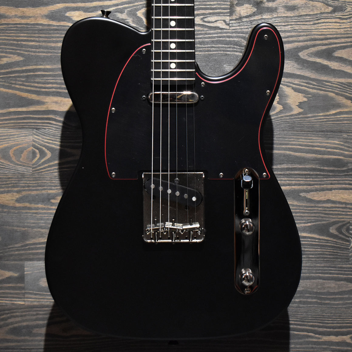 Fender MIJ Hybrid II Telecaster Noir Electric Guitar W/Gig Bag (Pre-Owned)