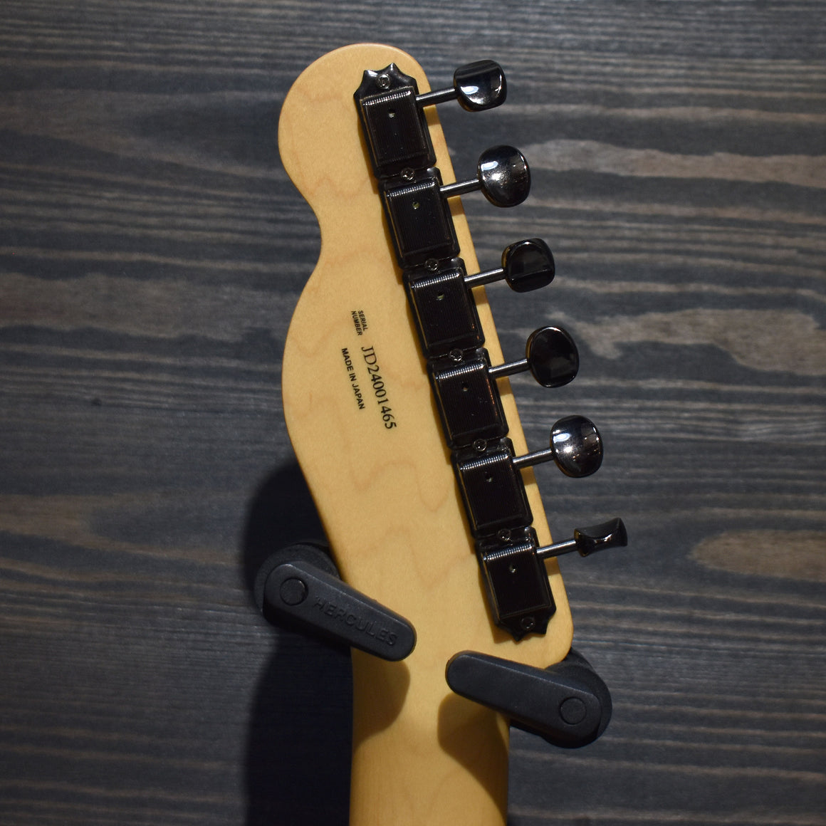 Fender MIJ Hybrid II Telecaster Noir Electric Guitar W/Gig Bag (Pre-Owned)