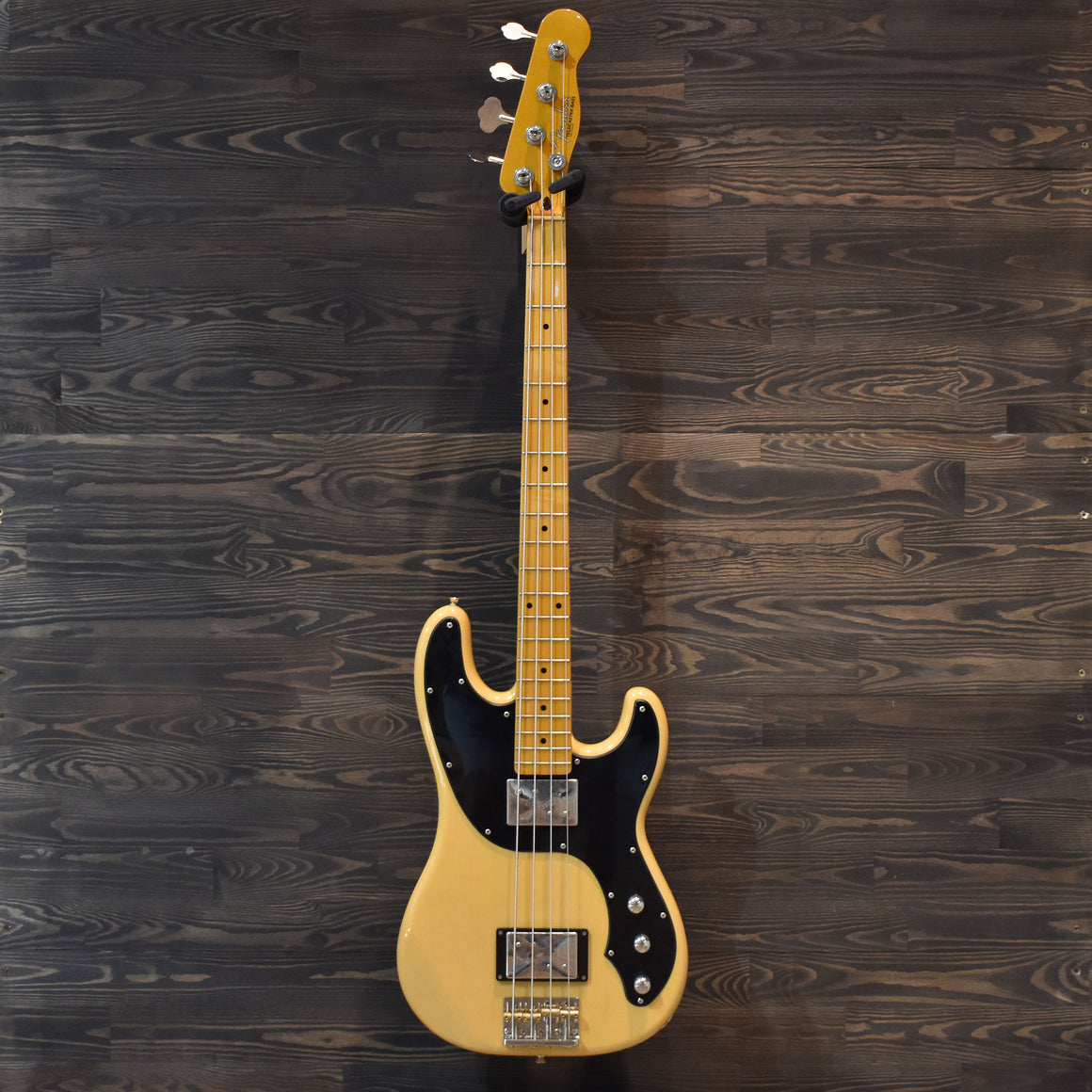 Fender Modern Player Telecaster Bass, MN, Butterscotch Blonde w/ Hard Case (Pre-Owned)