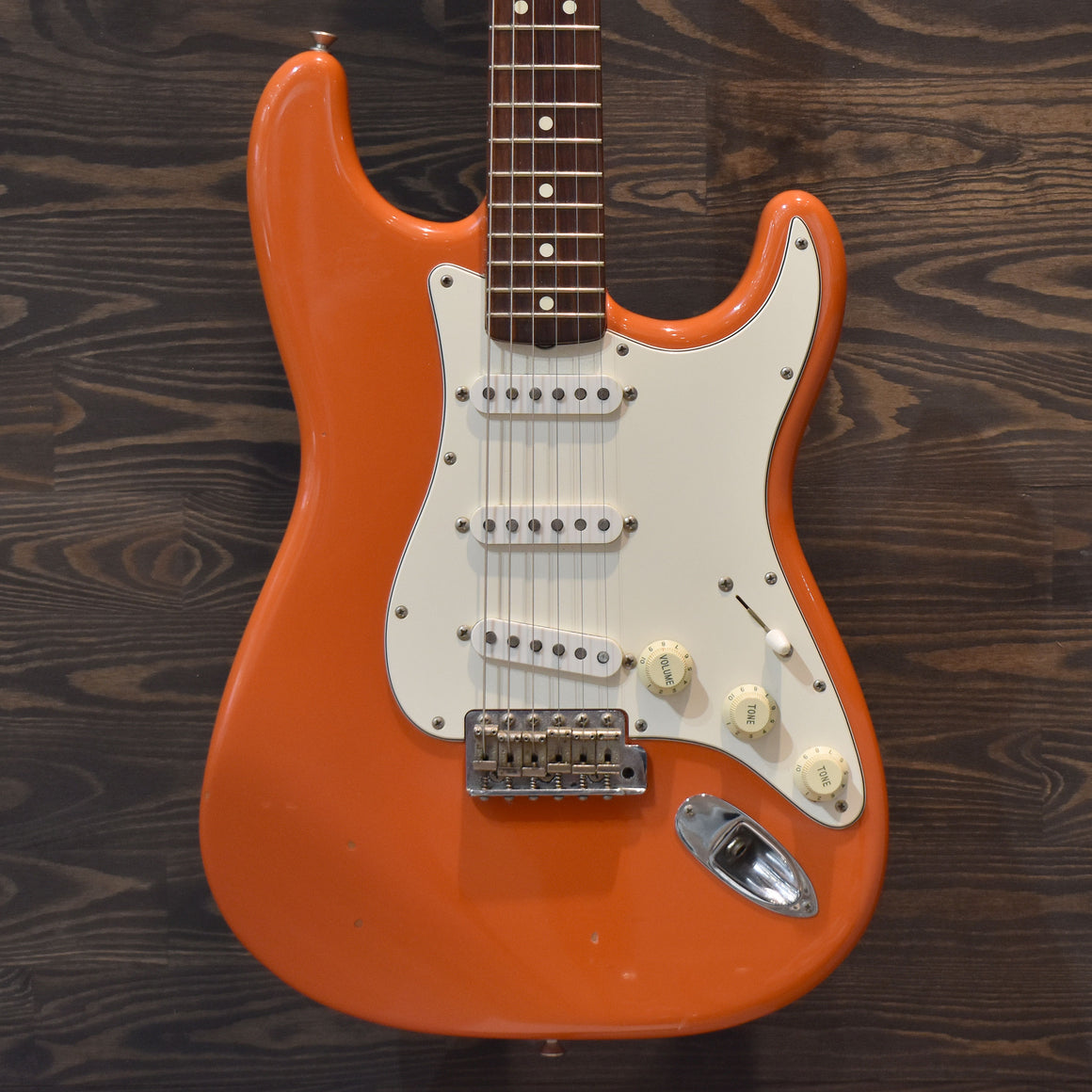1995 Fender US Vintage 62 Stratocaster Fiesta Red w/Hard Case (Pre-Owned)