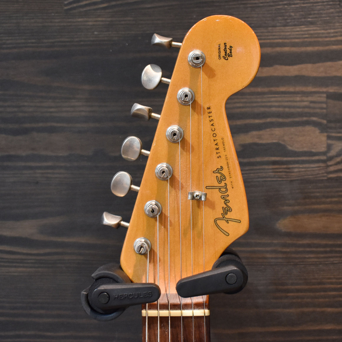 1995 Fender US Vintage 62 Stratocaster Fiesta Red w/Hard Case (Pre-Owned)