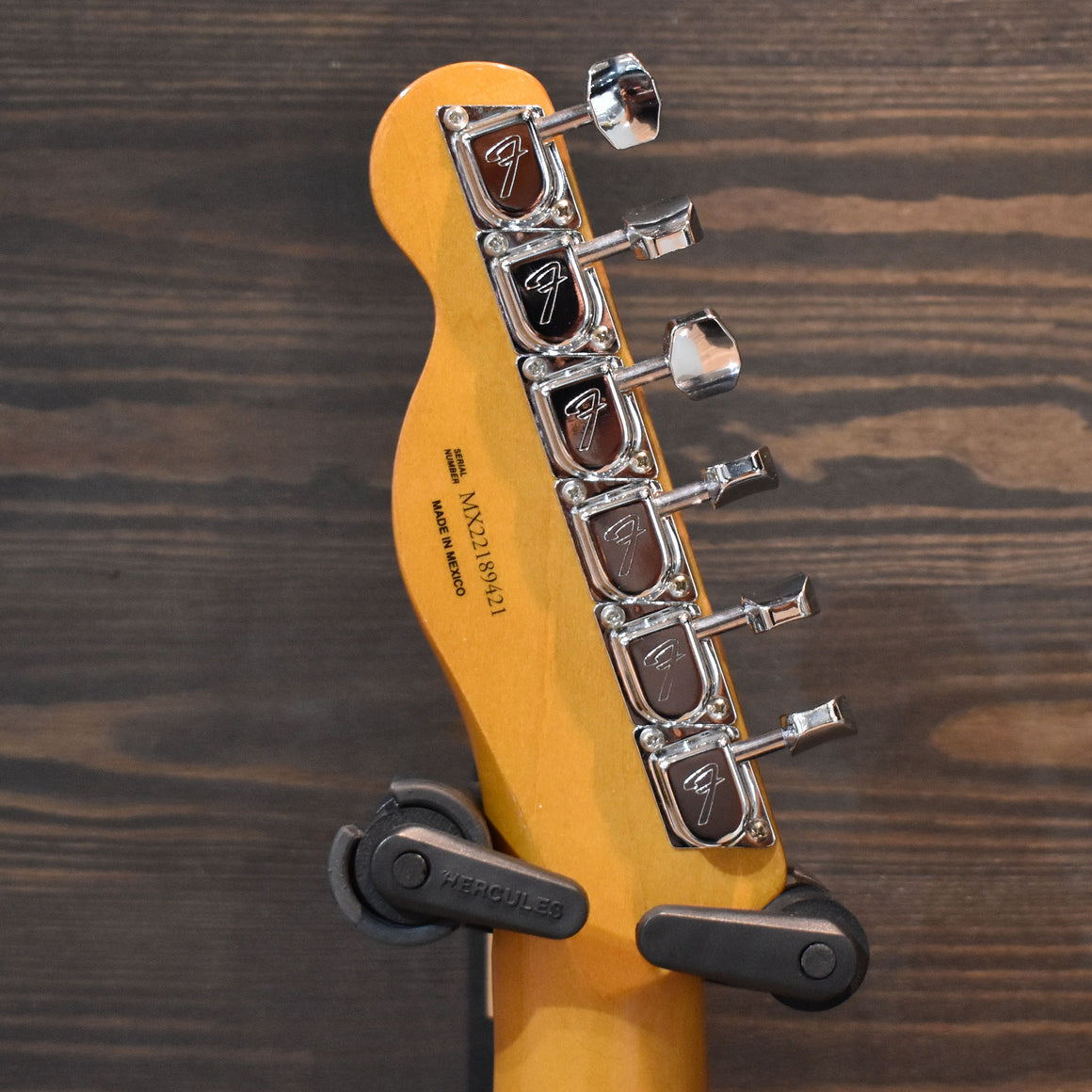 Fender Limited Edition Vintera 70s Telecaster Lake Placid Blue Electric Guitar (Pre-Owned)