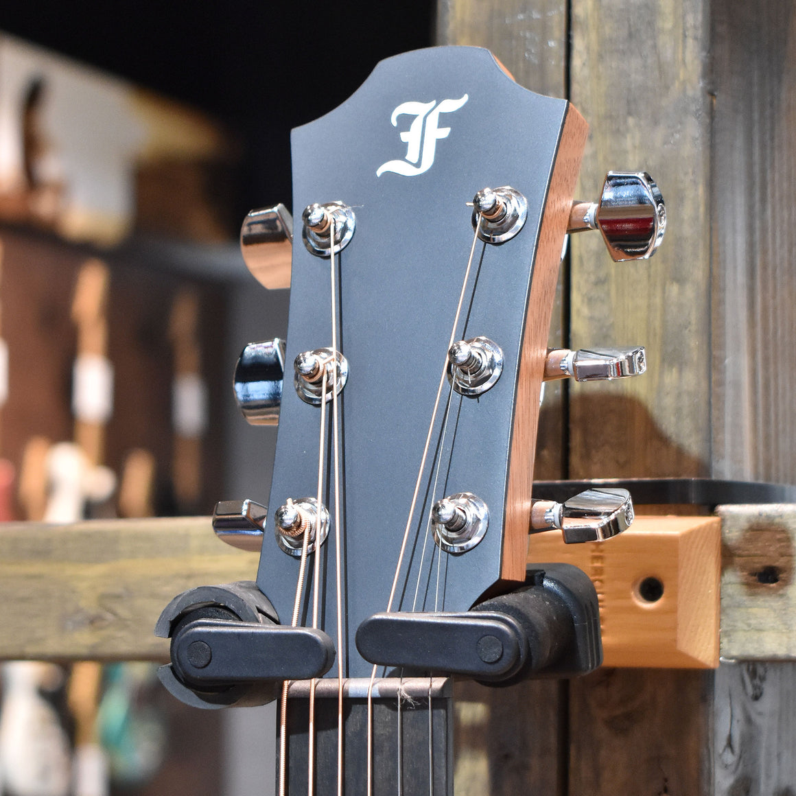 Furch Guitars Violet Deluxe GC-SM Electro-Acoustic Guitar W/Gig Bag