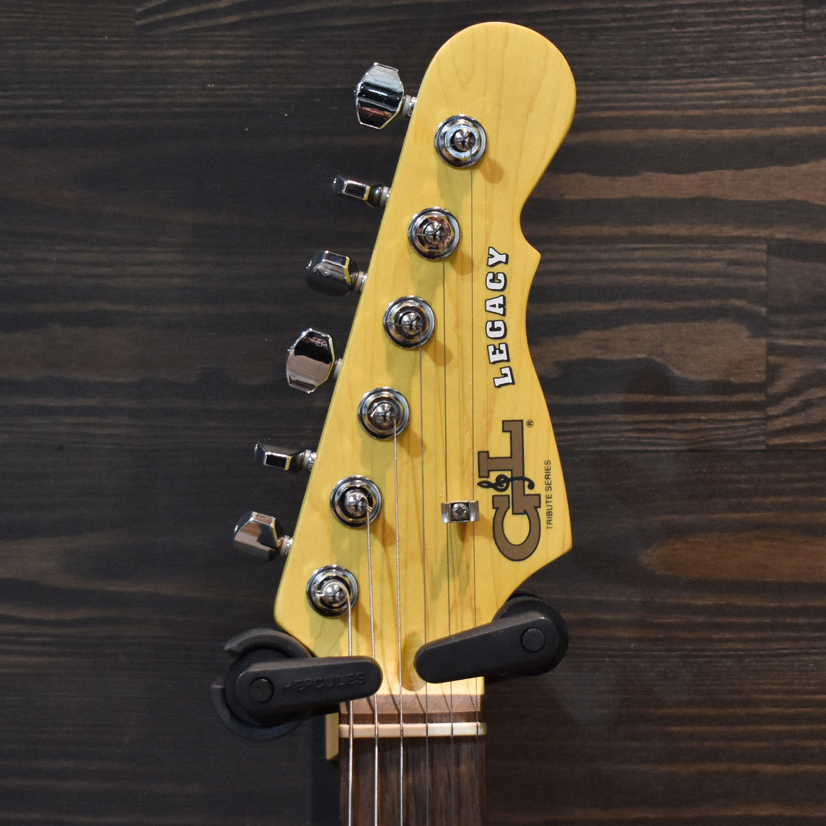 G&L Tribute Series Legacy 3-Tone Sunburst