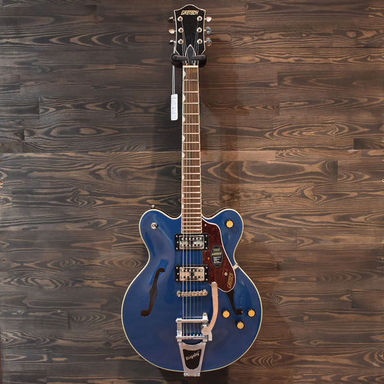 Gretsch G2622T Streamliner Double-Cut Electric Guitar Dark Denim