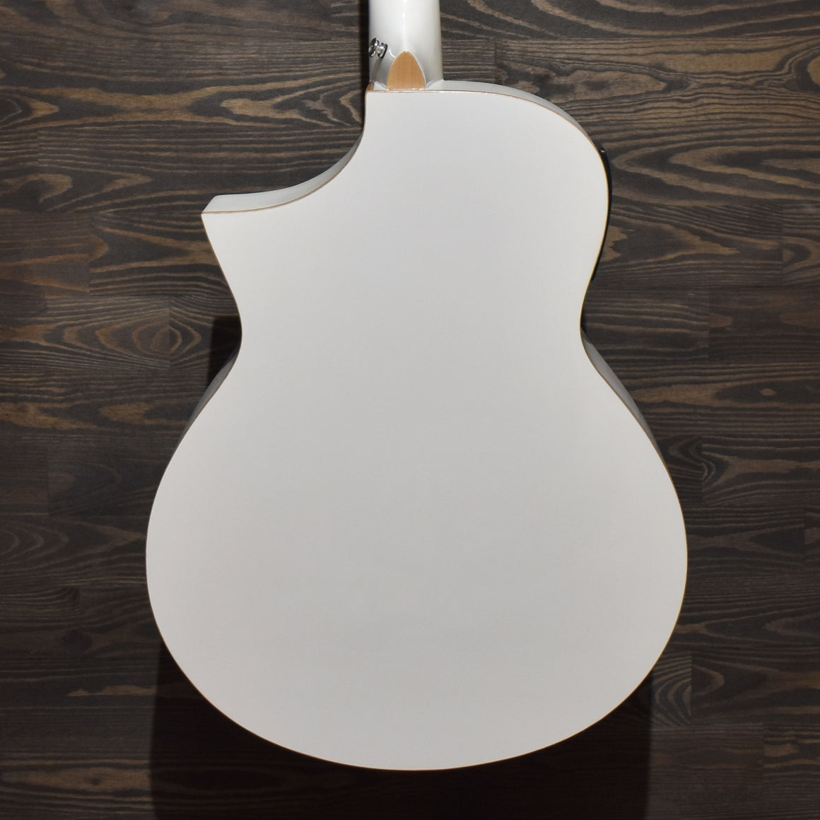 Lindo White Dove V3 Electro-Acoustic Guitar (Pre-Owned)