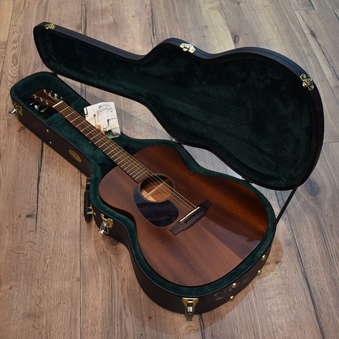 Martin 000-15M Left Handed Acoustic Guitar w/Hard Case (Pre-Owned)