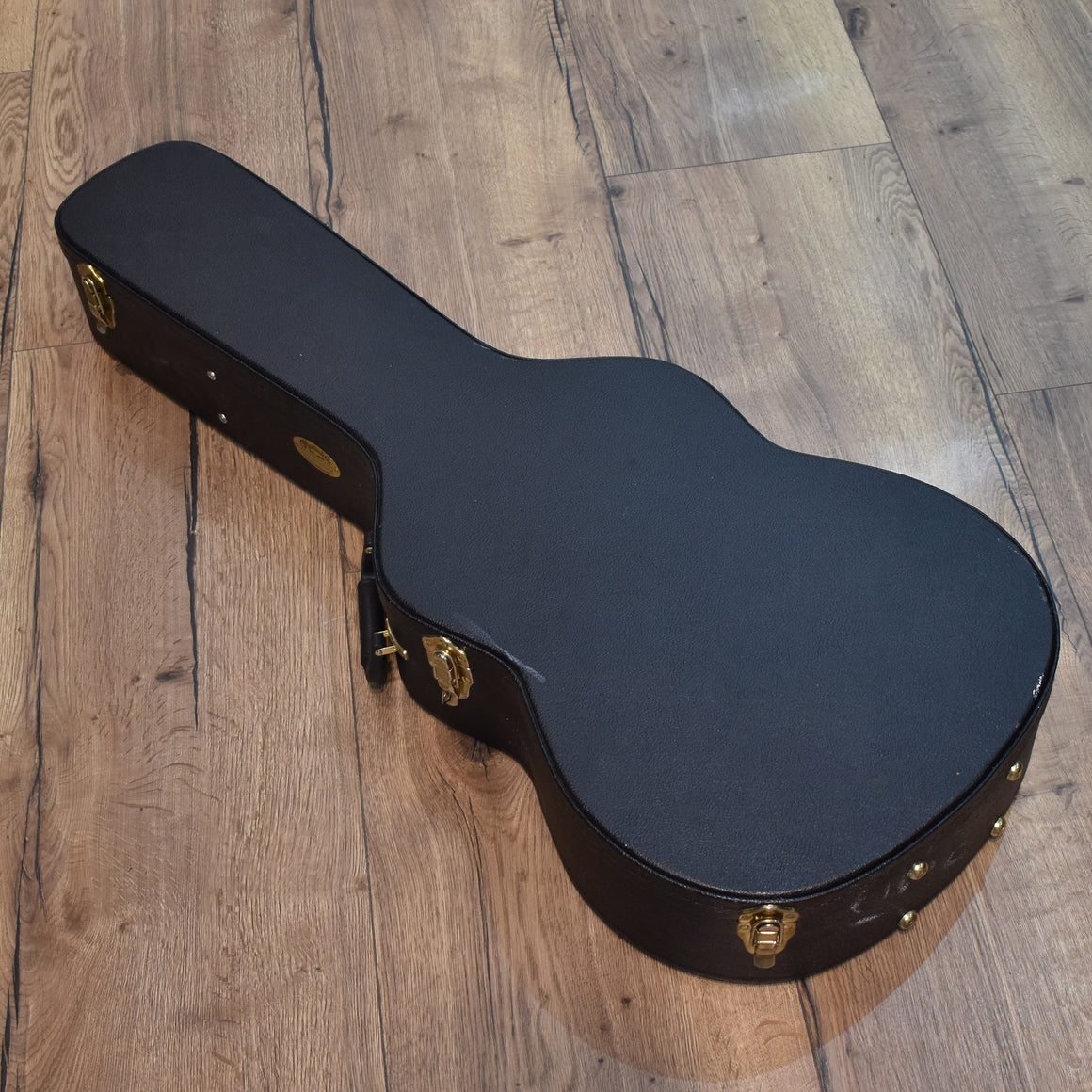 Martin 000-15M Left Handed Acoustic Guitar w/Hard Case (Pre-Owned)