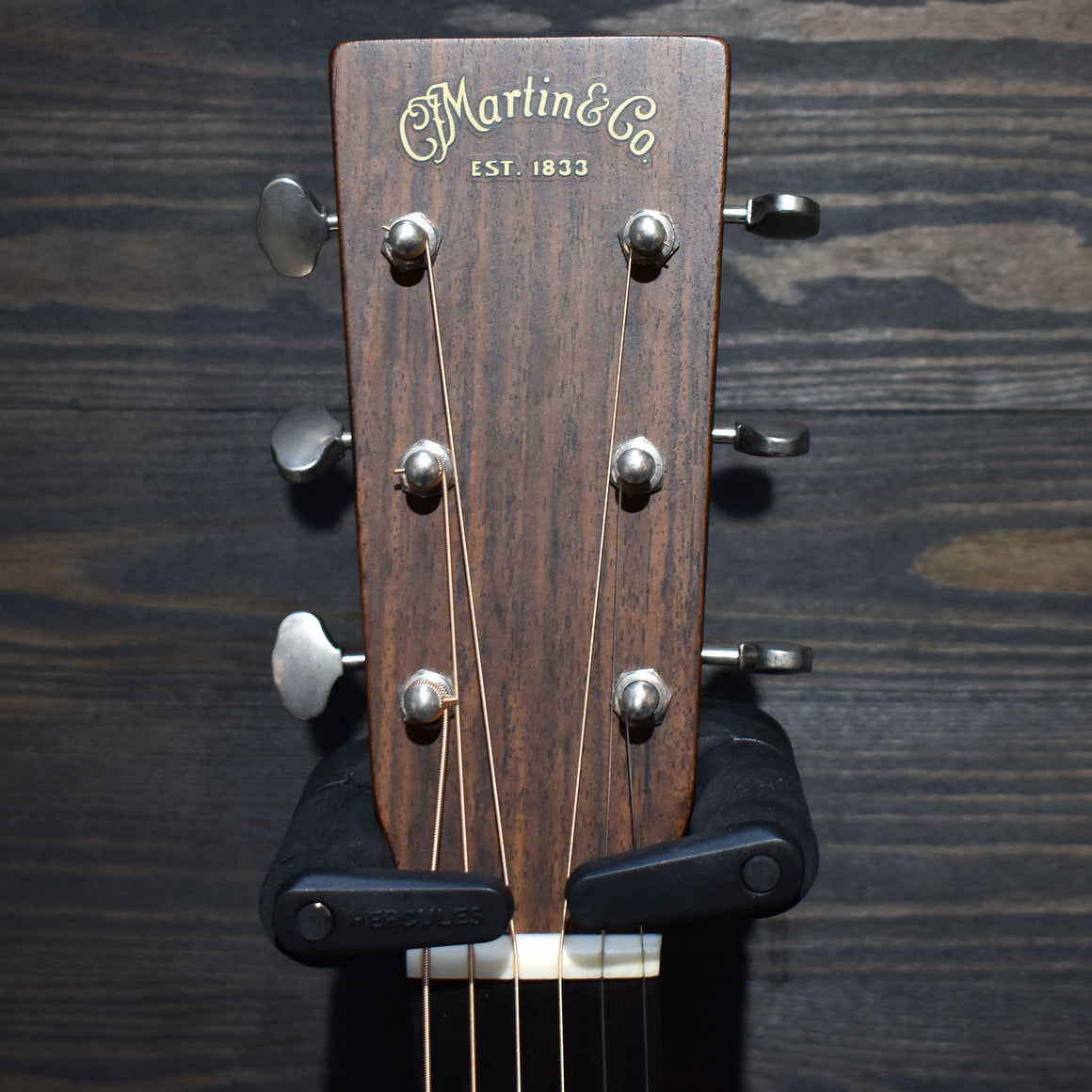 Martin 00-15E Retro Electro-Acoustic Guitar W/Hard Case (Pre-Owned)