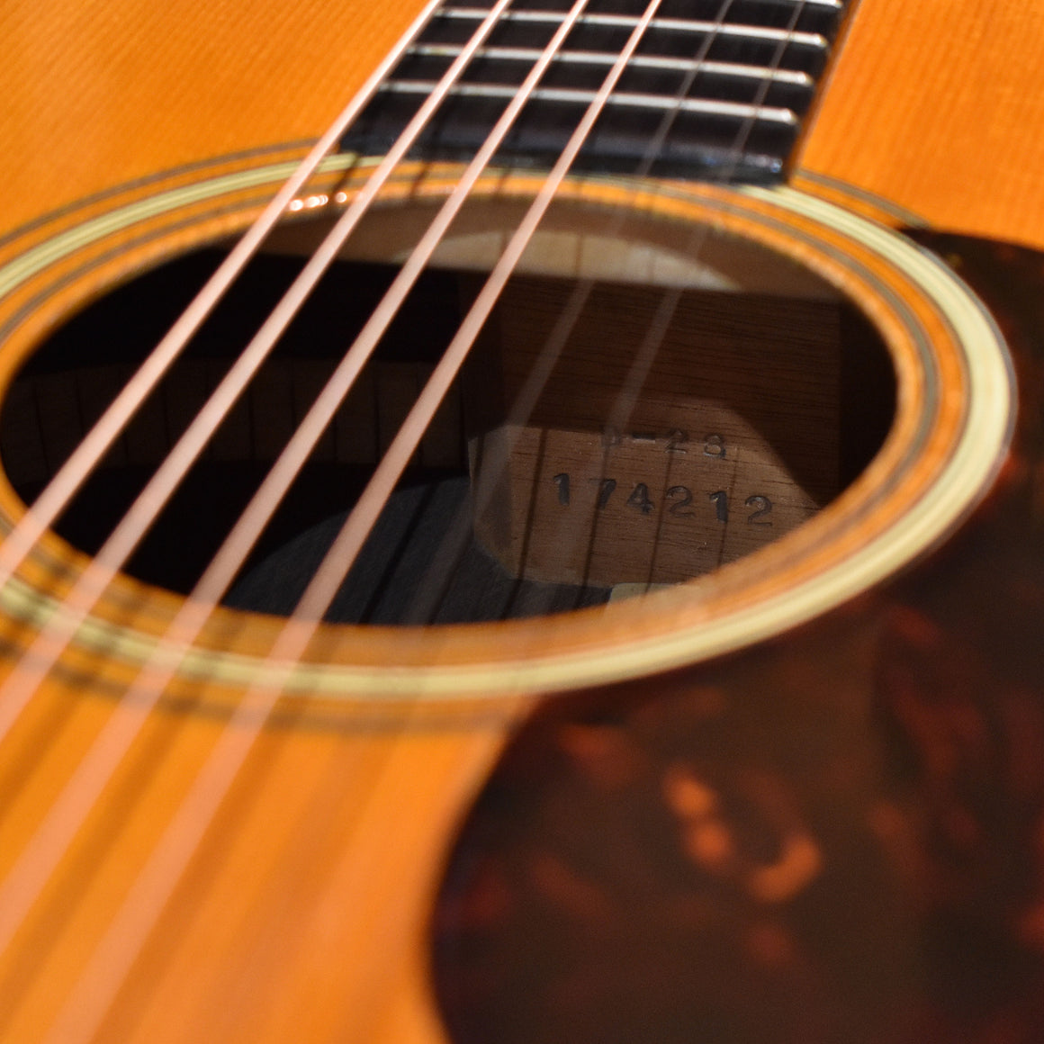 Martin Guitars Vintage 1960 D28 Acoustic Guitar W/Hard Case (Pre-Owned)
