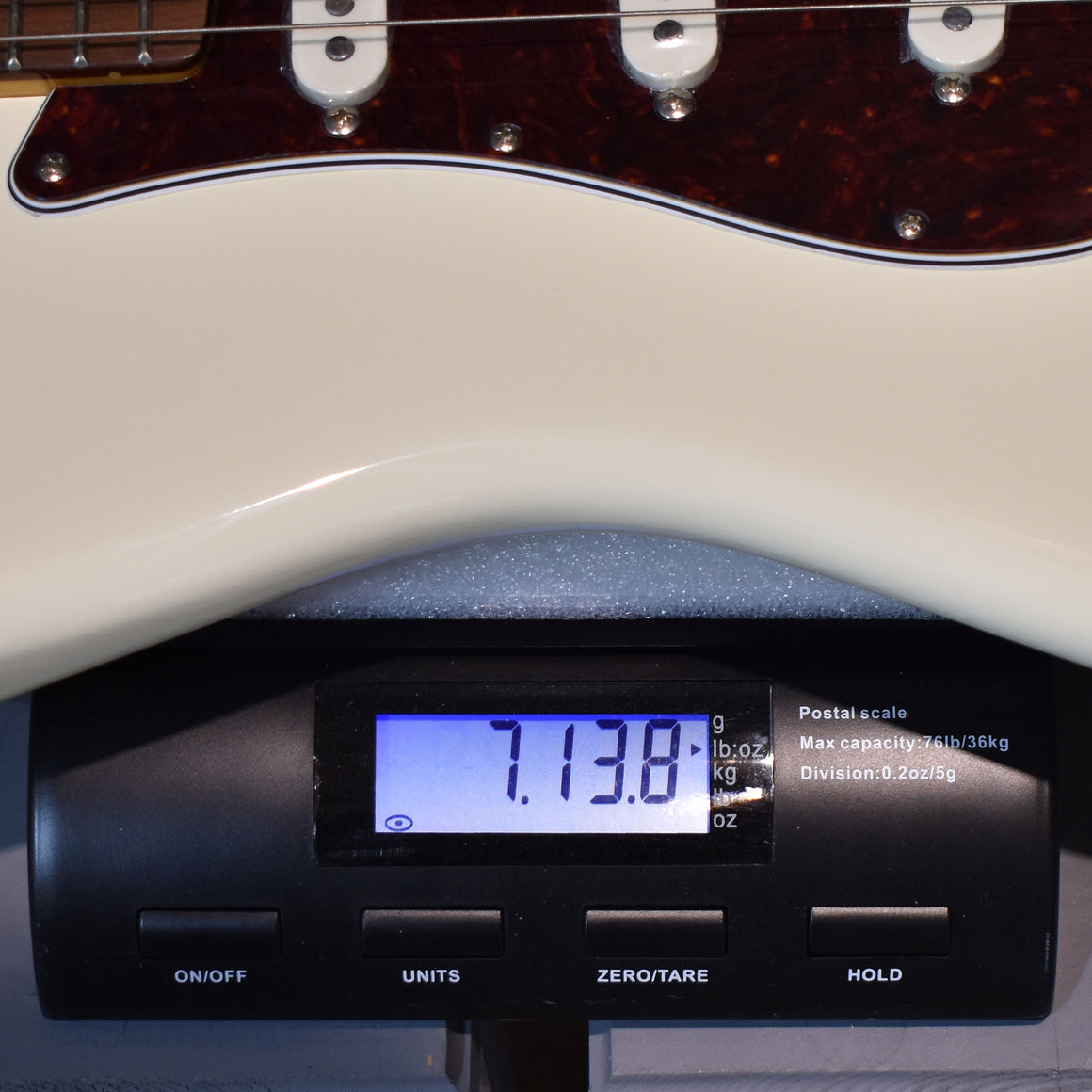 Squier Classic Vibe 70s Stratocaster LRL Olympic White Electric Guitar