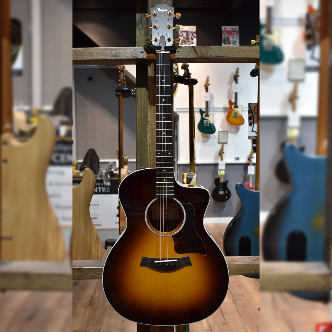 Taylor 214ce-SB DLX Electro Acoustic Guitar w/Hard Case