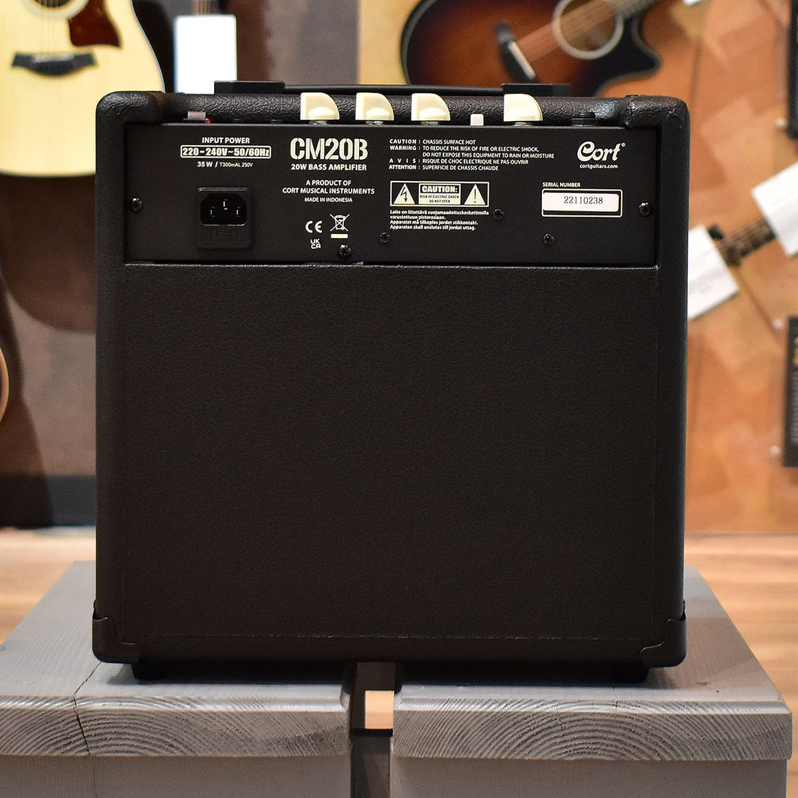 Cort CM20B Bass Amplifier - Black