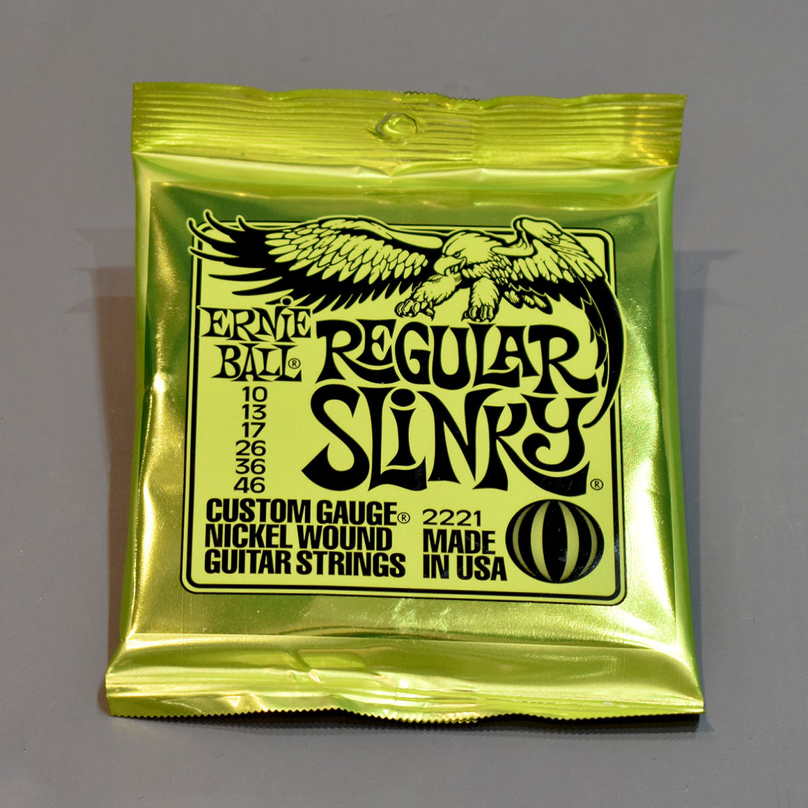 Ernie Ball Regular Slinky Nickel Wound Electric Guitar Strings - 10-46 Gauge
